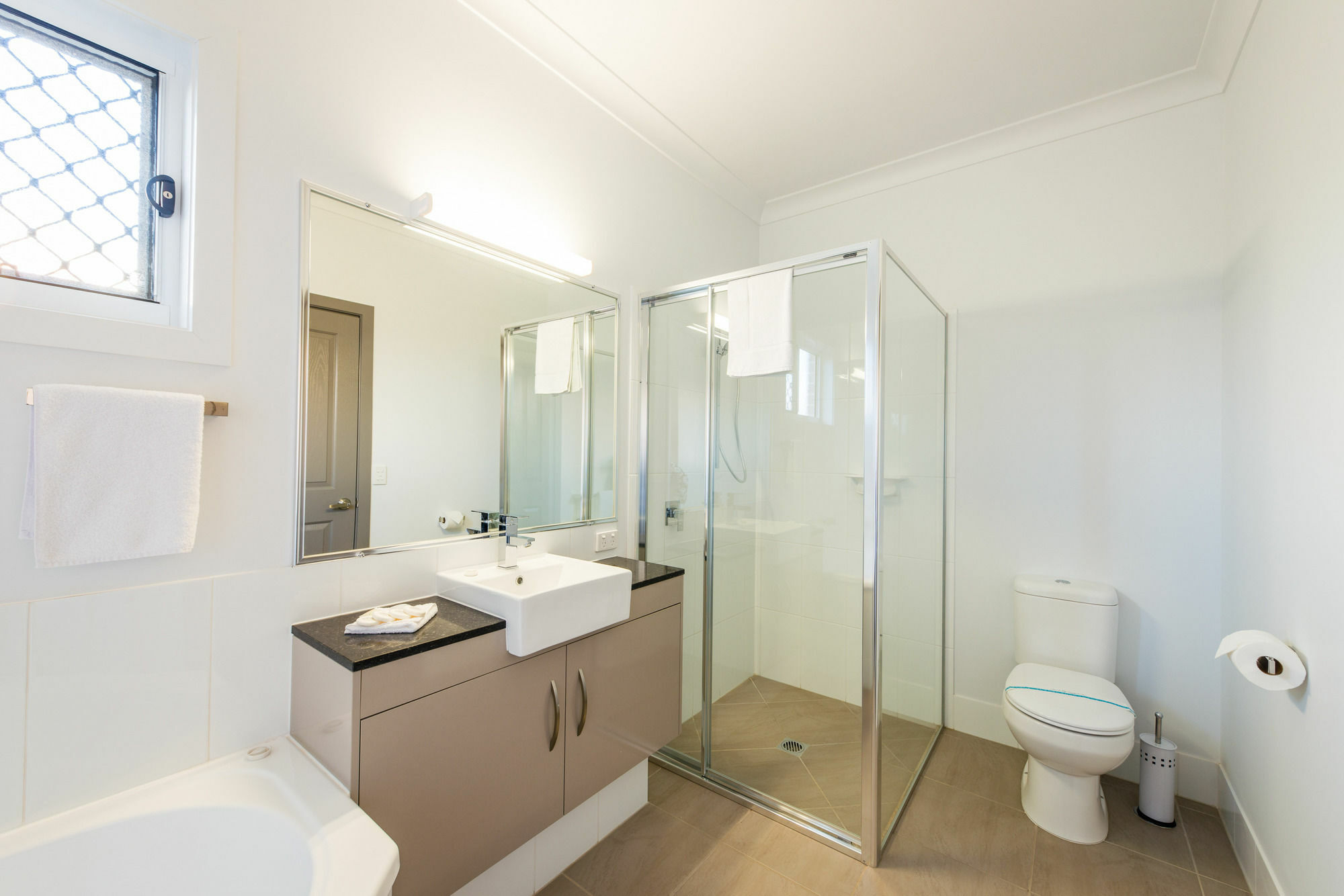 Athena Motel Apartments Toowoomba Extérieur photo