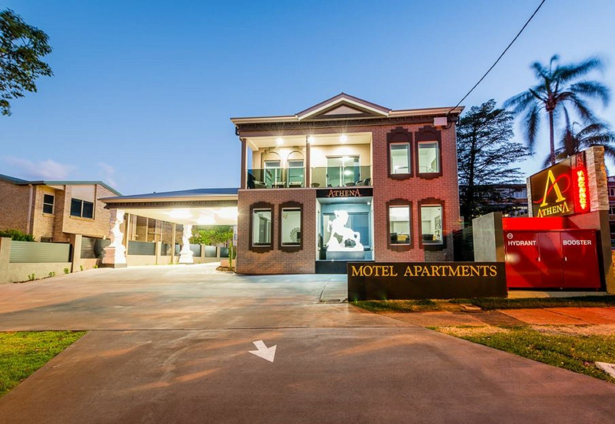 Athena Motel Apartments Toowoomba Extérieur photo